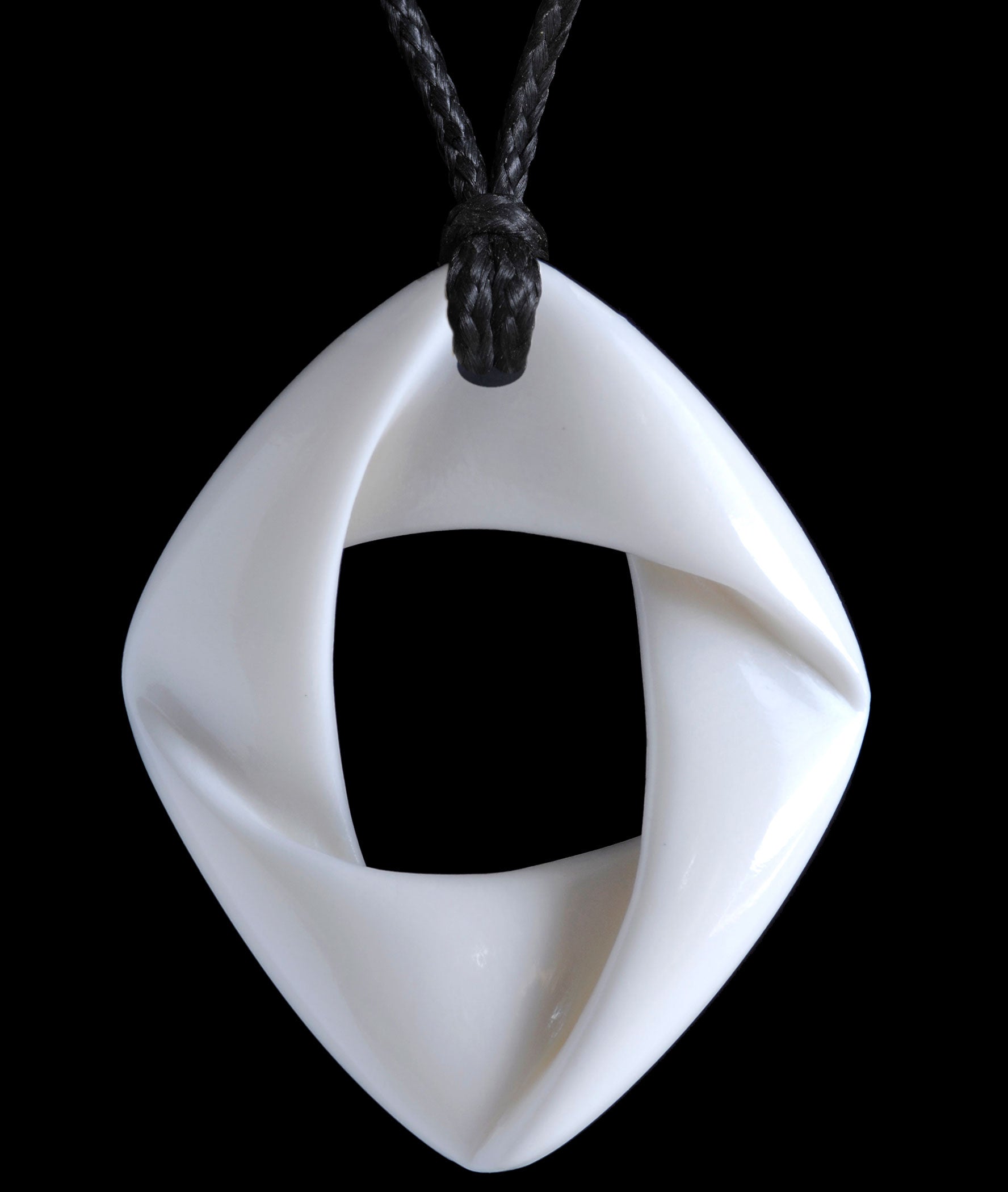 Bone Mobius Ribbon-0